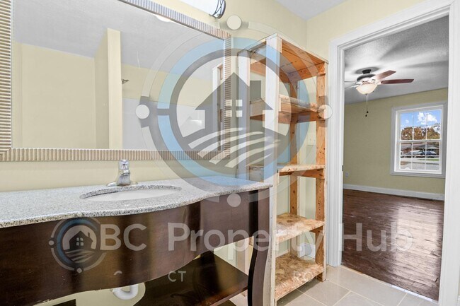 Building Photo - 97 Blakley Subdivision Rd