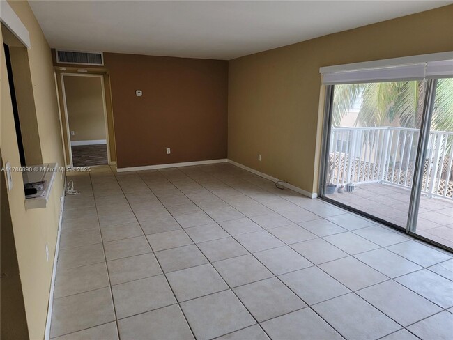 Building Photo - 4440 NW 79th Ave