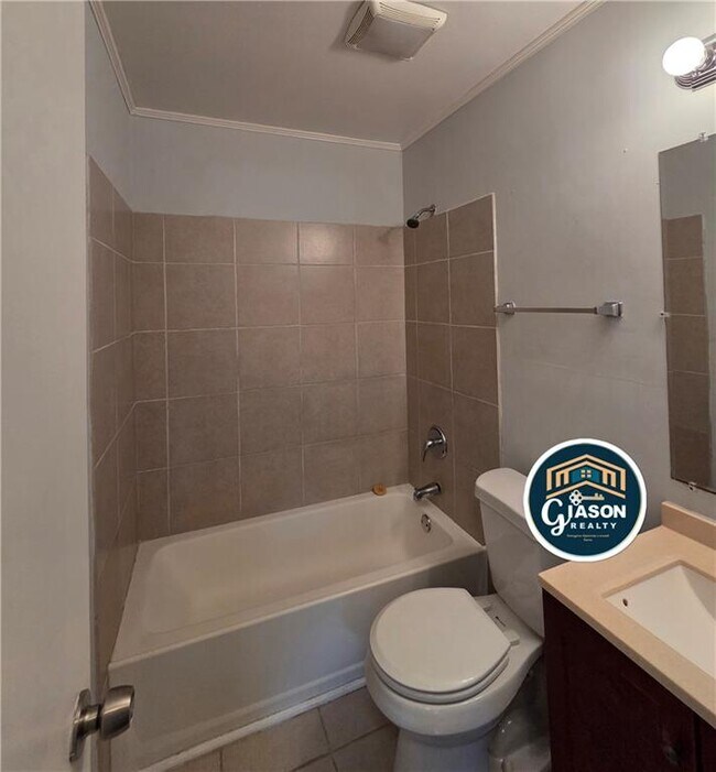 Building Photo - 1227 Dove Ct