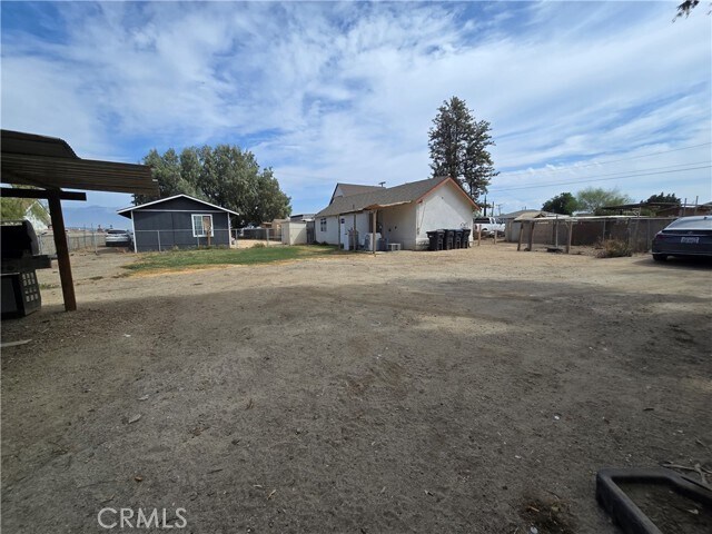 Building Photo - 4728 Hillside Ave