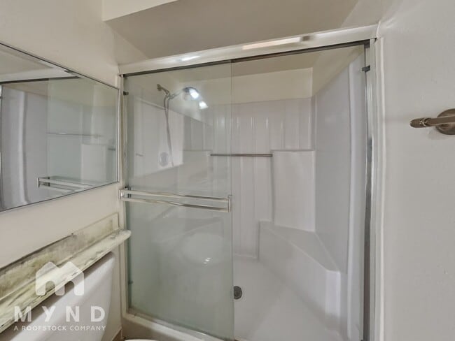 Building Photo - 4305 W Solano Dr N