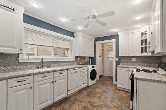 Building Photo - 1 Wentworth Ter