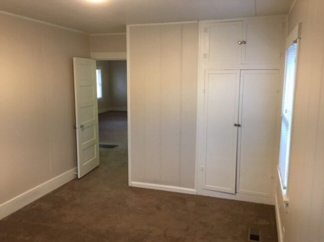 Building Photo - 2 Bedroom House In Laurel