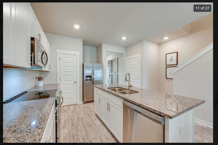 Building Photo - 758 Mickelson Wy