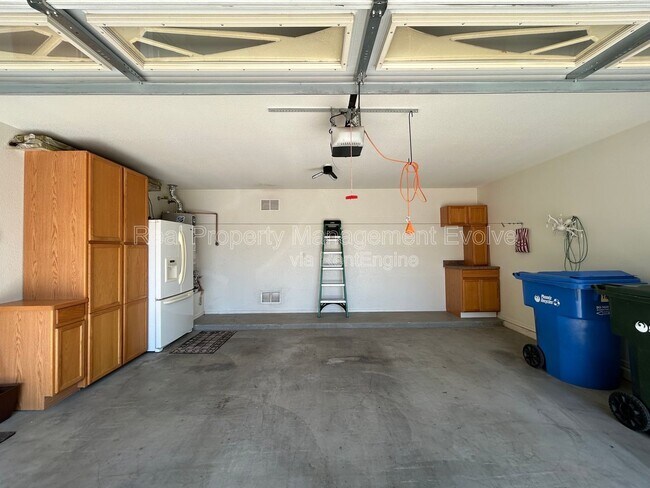 Building Photo - 16036 N 11th Ave