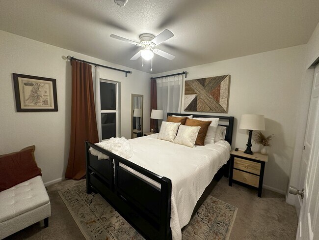 Bedroom 3 - 1918 Hogan Ct