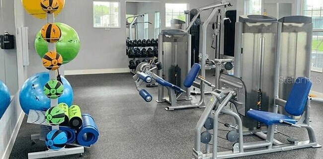 Building Photo - 1604 Hubbell Rd