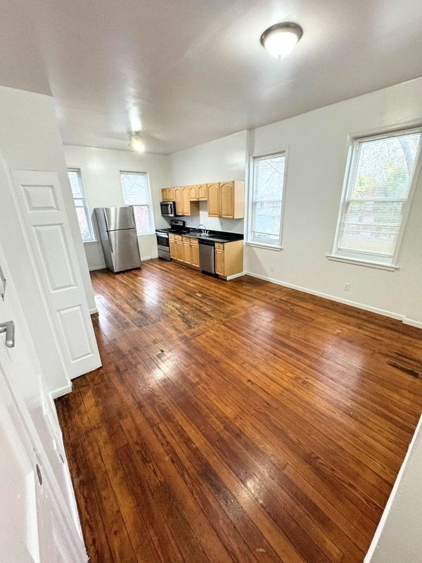 Building Photo - 2743 Pestalozzi St