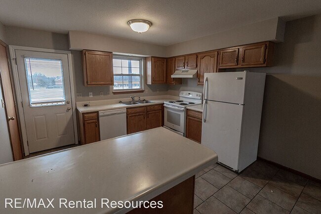 Building Photo - 4 br, 2 bath House - 2505 Northampton Dr