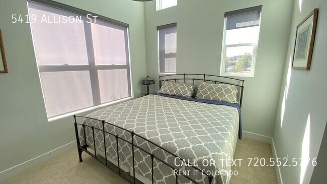 Building Photo - 5419 Allison St