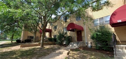 Building Photo - 14 Langslow St