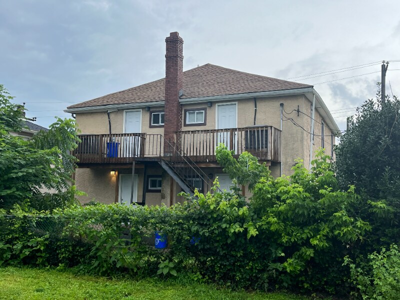 Building Photo - 1003 Clifton Ave