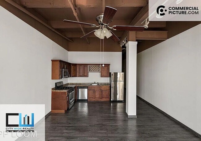 Building Photo - Frame Factory