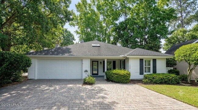 Building Photo - 1305 Rowland Dr