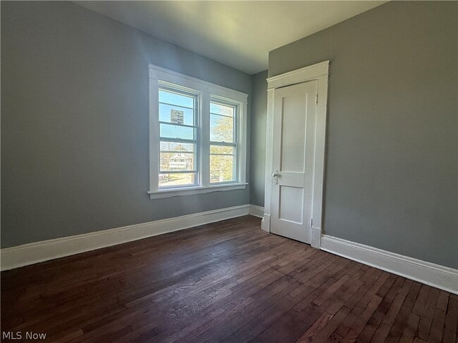 Building Photo - 1278 E 115th St