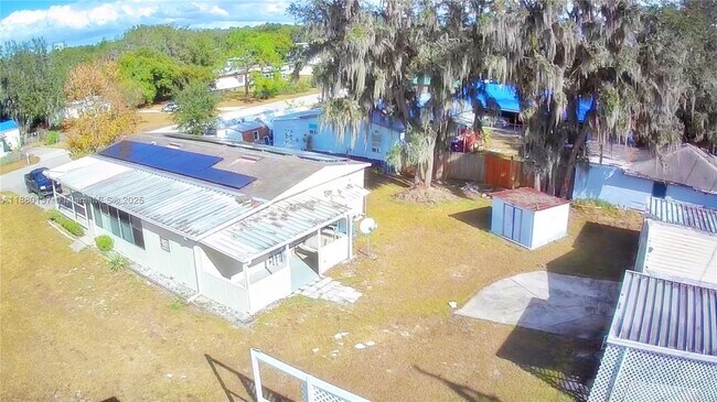 Building Photo - 3930 Country Pl