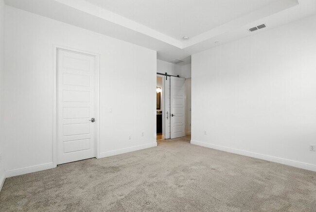 Building Photo - 9820 Bucklow Hill Dr