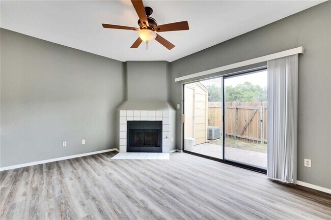 Building Photo - Swearingen