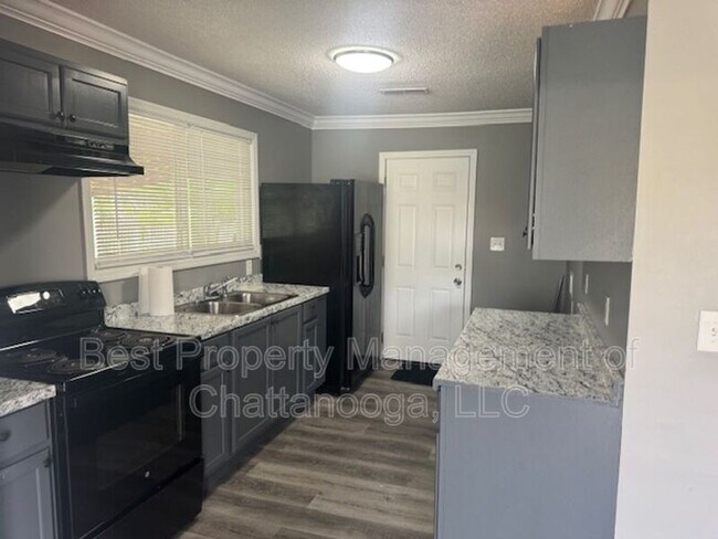 Building Photo - 3111 N Hawthorne St