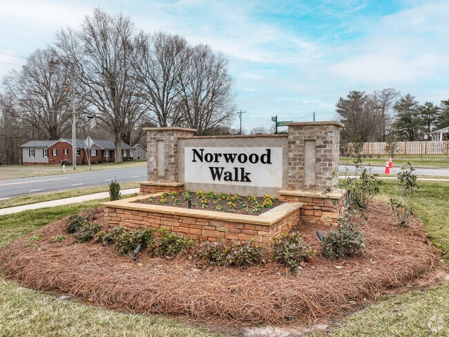 Signage - Norwood Walk