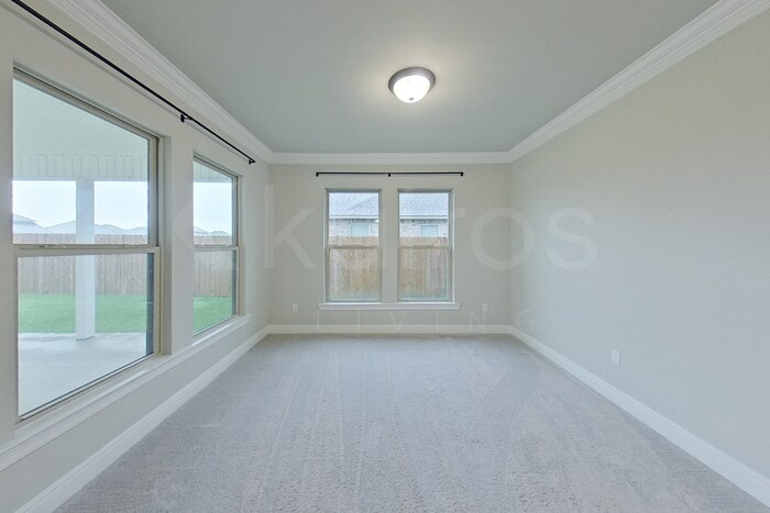 Building Photo - 3212 Rosehill Dr