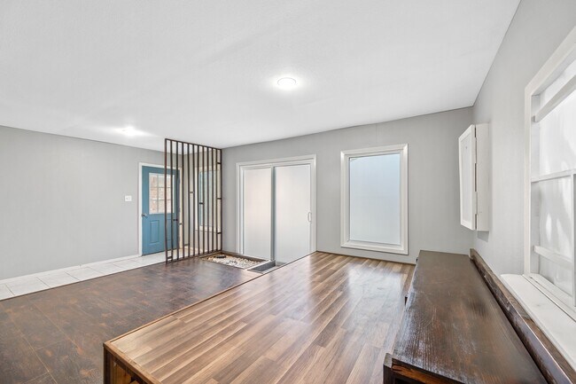 Building Photo - 1363 Westgreen Blvd