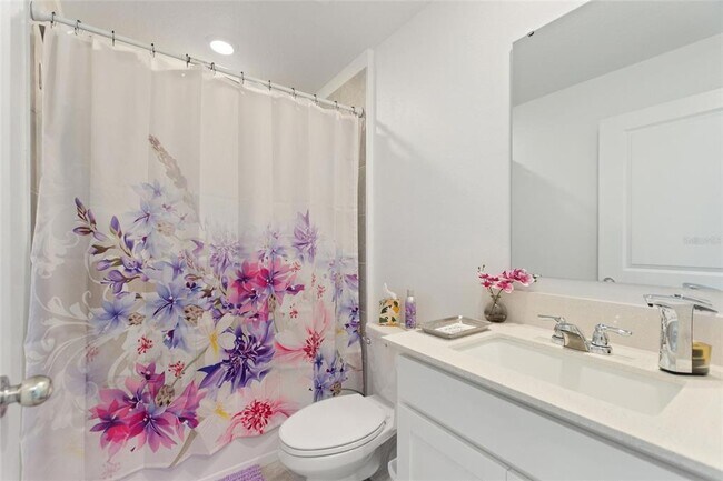 Building Photo - 656 Daring Dr