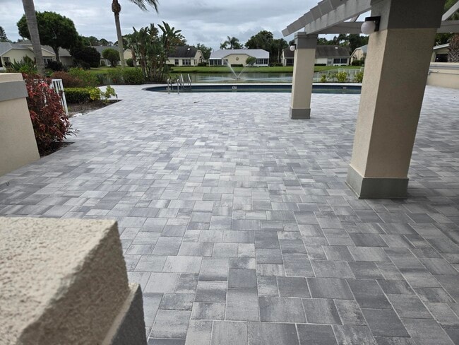 Building Photo - 4234 SE Home Way