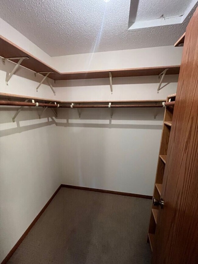 Building Photo - End Unit Single Level Townhouse, New Floor...