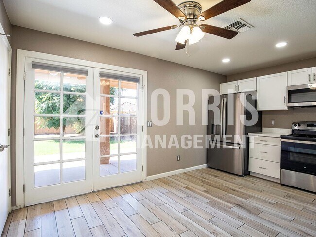 Building Photo - Beautiful Remodeled Home with 3 Rooms