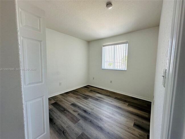 Building Photo - 5705 NW 109th Ave