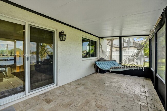 Building Photo - 4662 NW 99th Ave