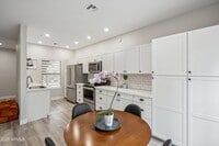 Building Photo - 9600 N 96th St