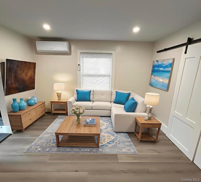 Building Photo - 28 Acorn Terrace