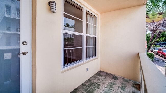 Building Photo - 1150 Euclid Ave