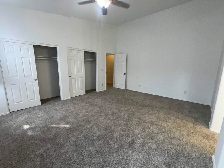 Building Photo - 3531 N Sericin