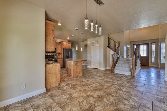 Building Photo - "Spacious 4-Bedroom Retreat with 3,584 Sq ...
