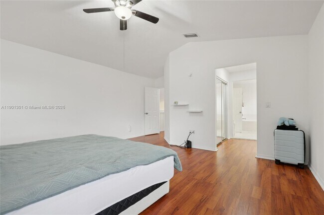 Building Photo - 14804 SW 155th Pl