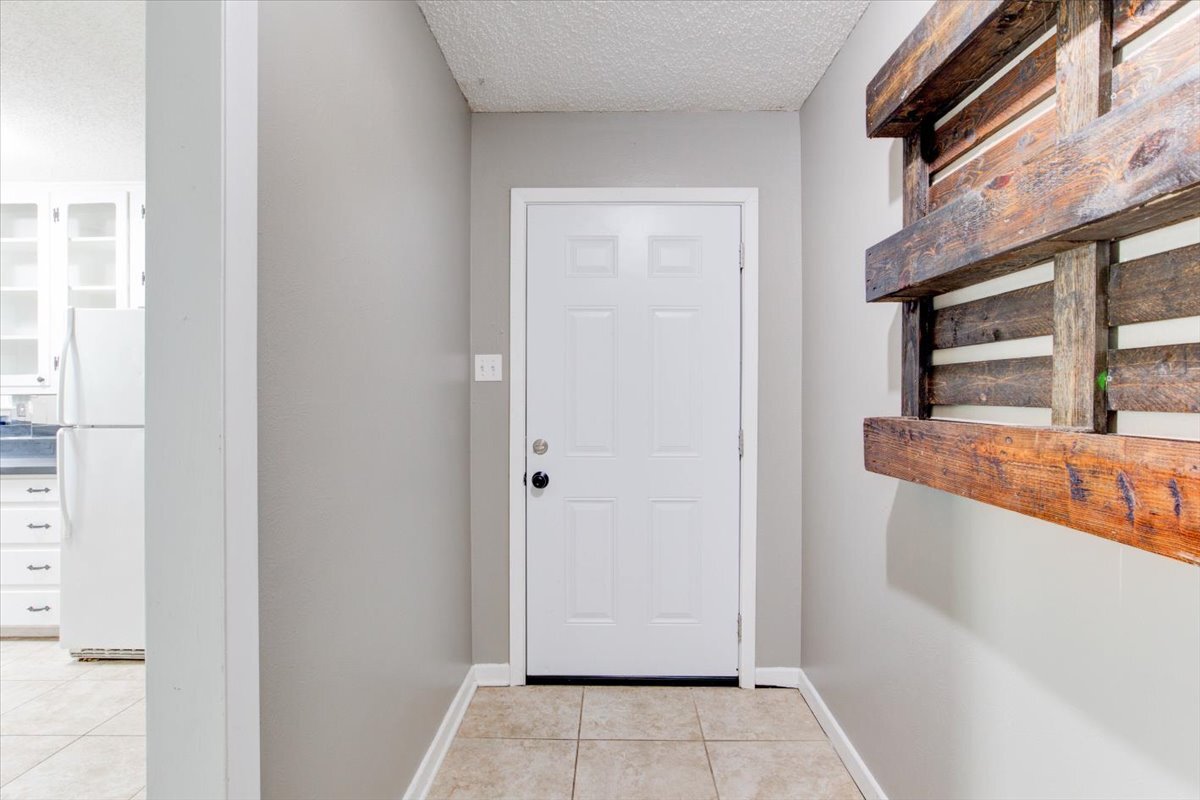 Building Photo - 3558 Winston Rd