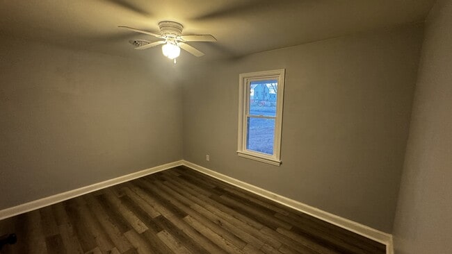 Building Photo - 126 Connector Rd