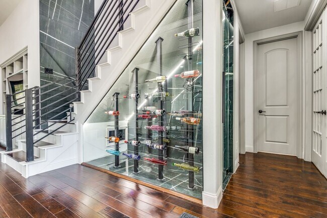Building Photo - A must see in highly sought after Windsong...