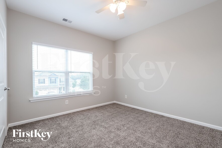 Building Photo - 129 Rainhill Station Dr