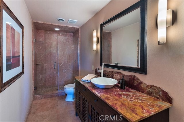 Building Photo - 507 Avenida Campo