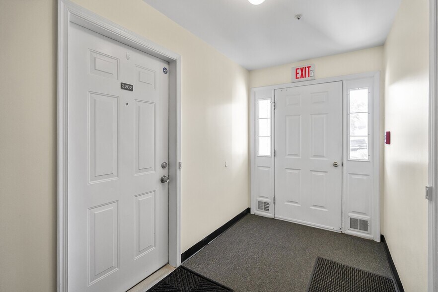 Building Photo - 3202 Appleton Way