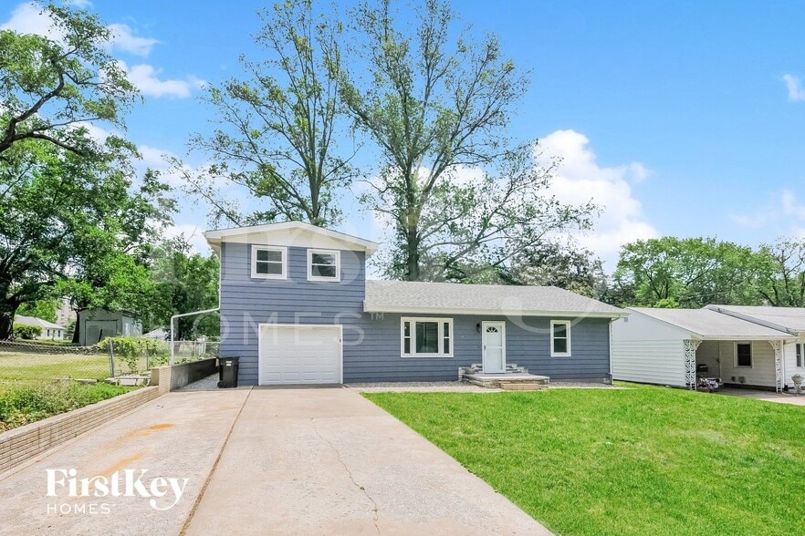 Building Photo - 2 Valley Rd