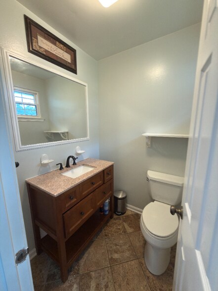 Building Photo - 6919 Rolling Rd