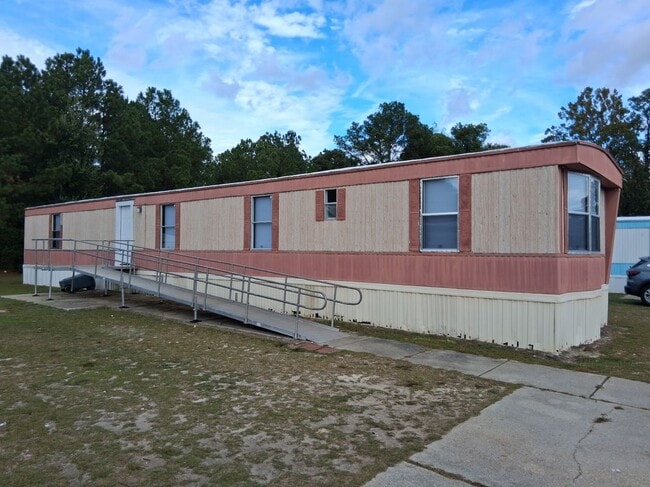 Building Photo - 6916 Sunbeam Ct