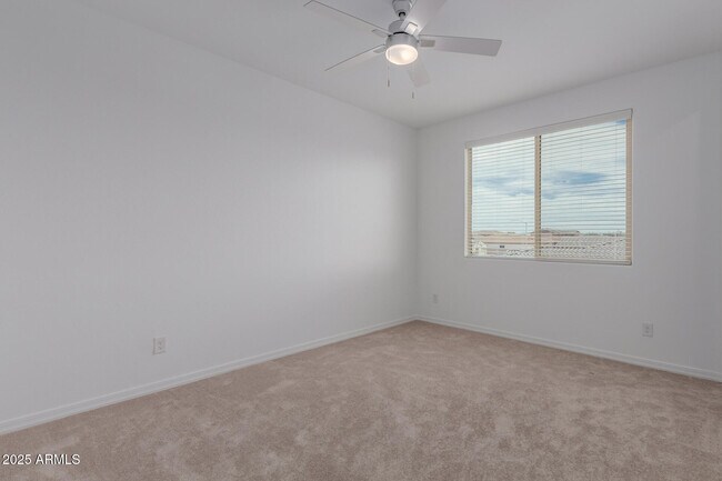 Building Photo - 8817 W Denton Ln