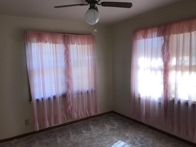 Building Photo - 3356 Russell Ave