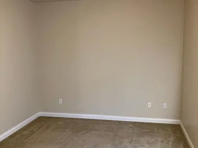 Building Photo - Gorgeous condo for rent